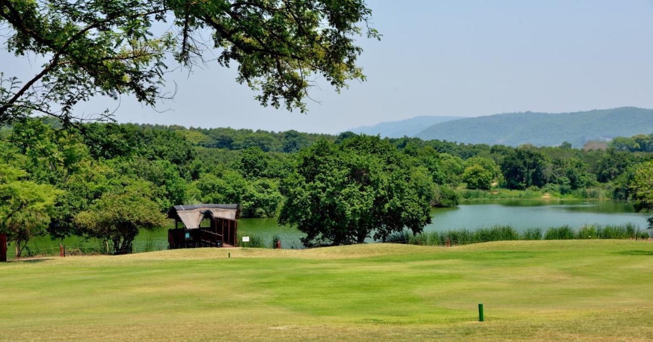 Cambalala - Luxury Units - In Kruger Park Lodge - Serviced Daily, Free Wi-Fi Hazyview Exterior photo