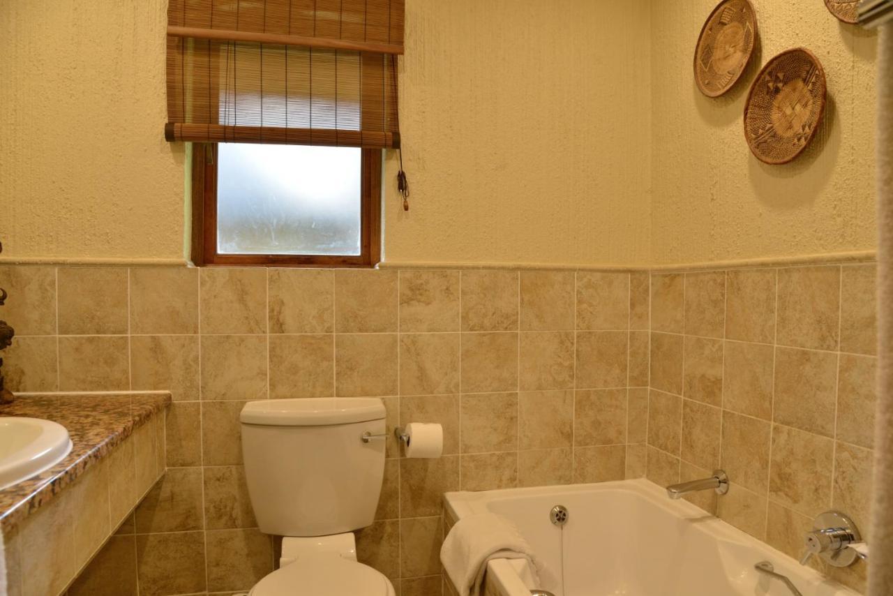 Cambalala - Luxury Units - In Kruger Park Lodge - Serviced Daily, Free Wi-Fi Hazyview Exterior photo