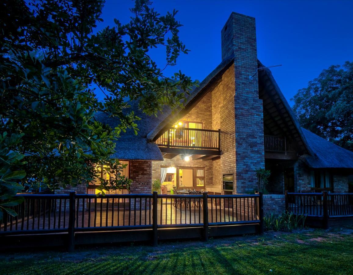 Cambalala - Luxury Units - In Kruger Park Lodge - Serviced Daily, Free Wi-Fi Hazyview Exterior photo